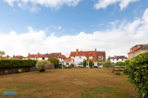 Rear- click for photo gallery